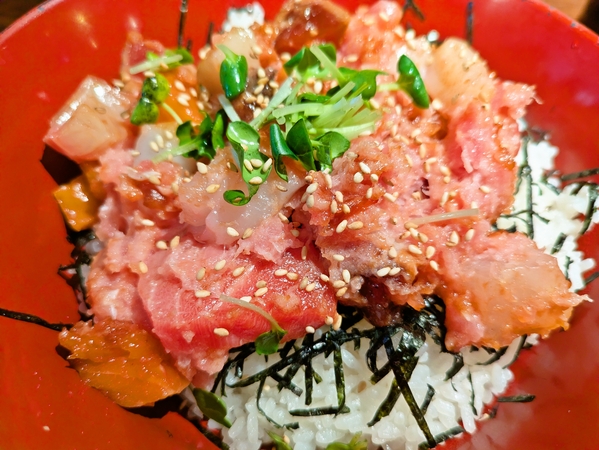 海鮮丼大盛り