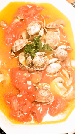あさりとトマトの酒蒸し