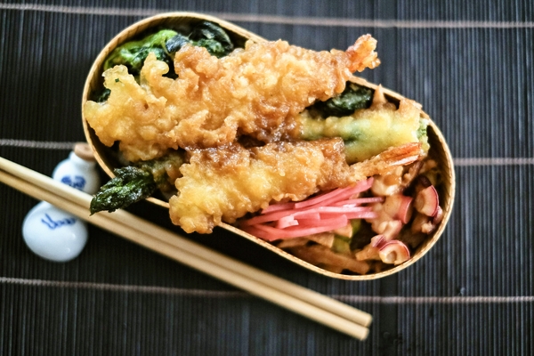 天丼豚たこ炒め弁当