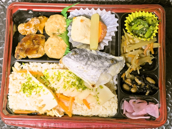 春の行楽弁当