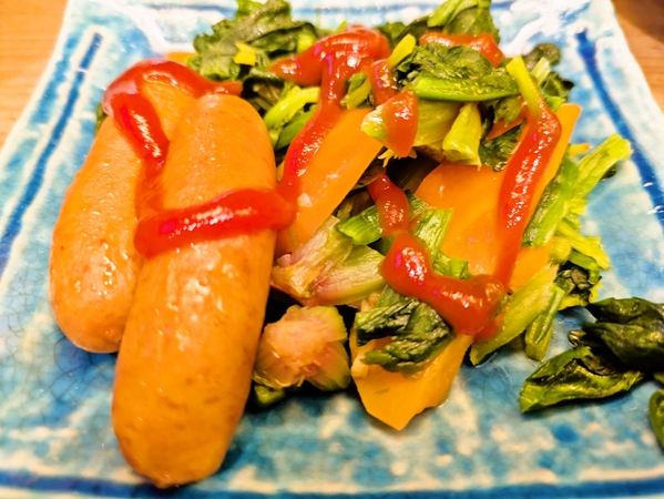 ほうれん草ソーセージ