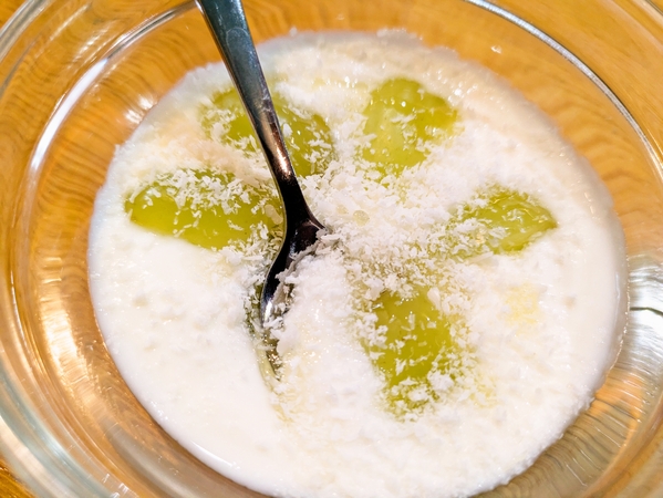 シャインヨーグルト