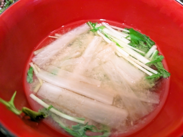 水菜と大根の味噌汁