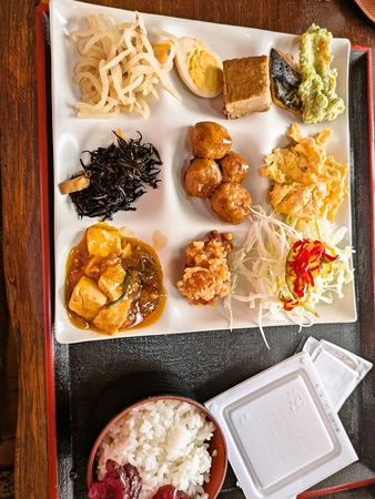 朝食バイキング