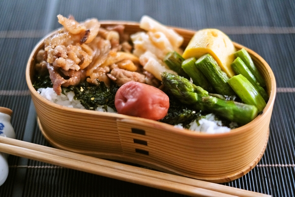 生姜焼きアスパラバター弁当