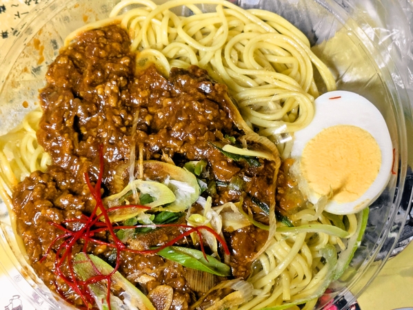 冷やしジャージャー麵