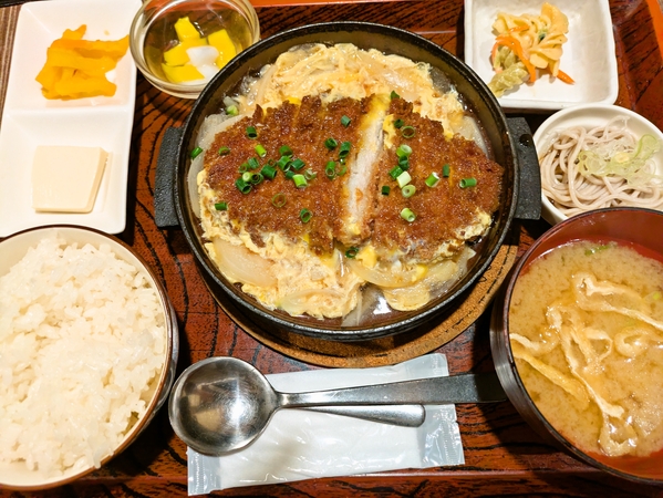 カツ煮定食