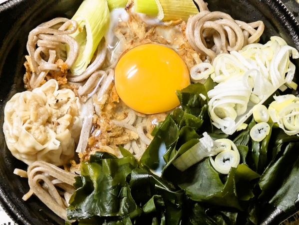 オニオンシューマイ蕎麦
