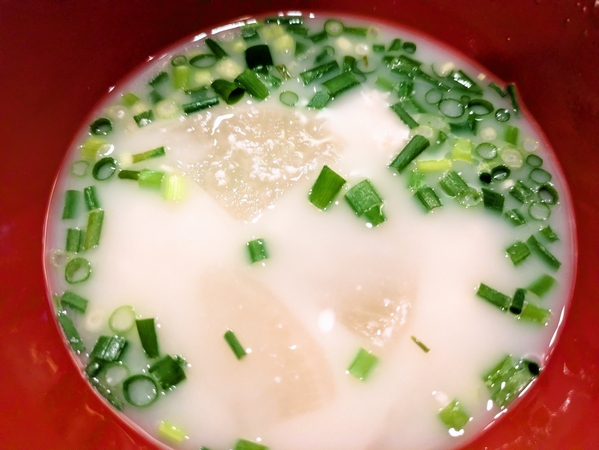 豆腐と大根汁