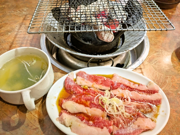 炭火焼カルビ