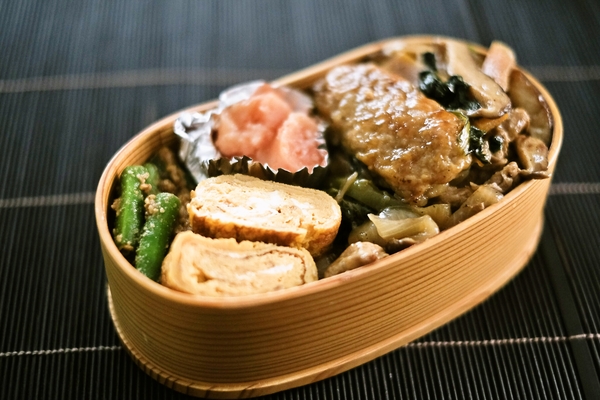 つくね野菜炒め弁当