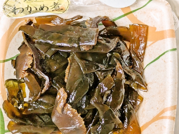 椎茸入りわかめ煮