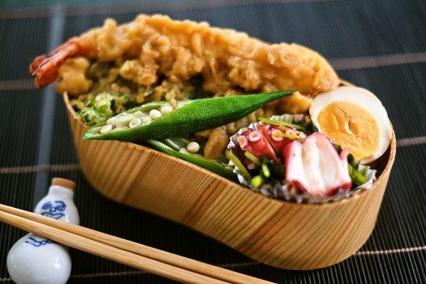丼と来い弁当