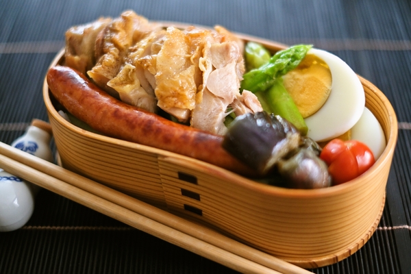 チョリ鶏弁当