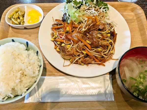 黒豚野菜炒め定食
