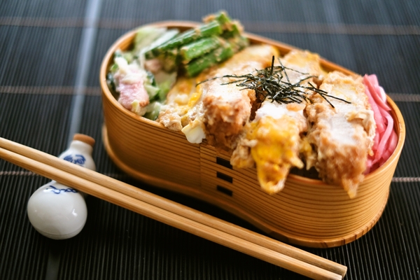 ポテサラかつ丼