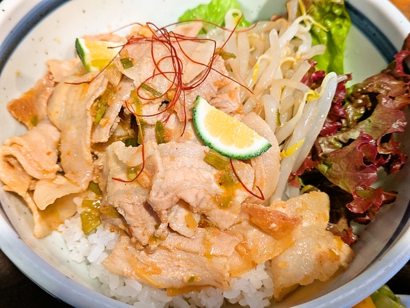 豚香味焼き丼