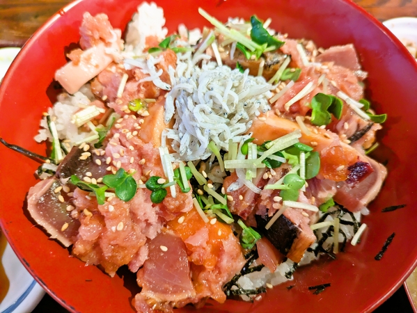 海鮮丼大盛り