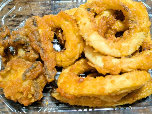 イカの丸ごと揚げ