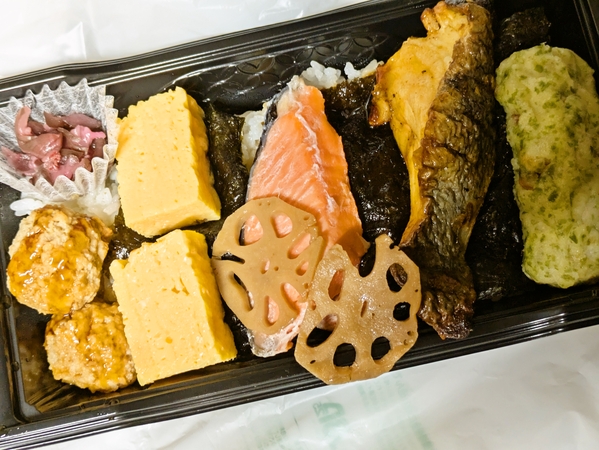 復活記念豪華海苔弁