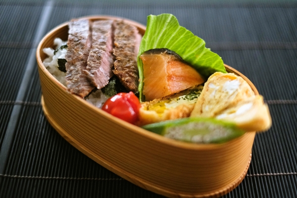 にくさけ弁当