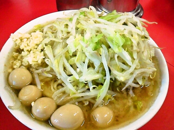 ラーメン二郎茨城守谷店/小ラーメン・子豚・卵（うずら）トッピング