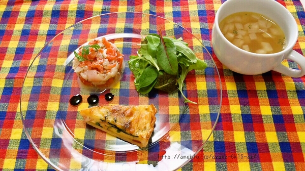 おうちカフェ満喫中♪http://ameblo.jp/ayaka-6k15-az/