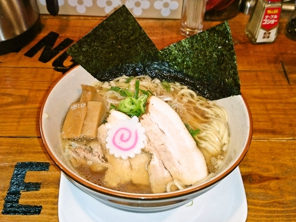 麺屋ソミーズの醤油ラーメン１．５盛