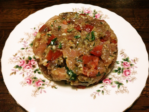 鰹のタルタルステーキ