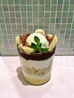 チョコバナナカップパフェ