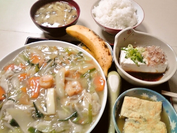 本日のてんこ盛り定食