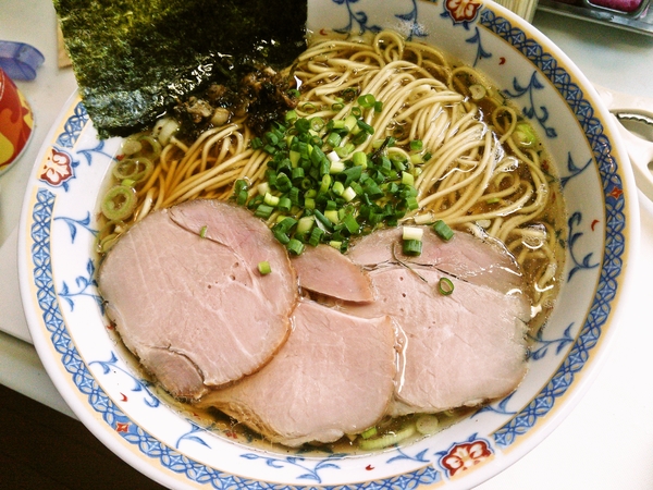 魚介スープのお手軽ラーメンと自家製ハム