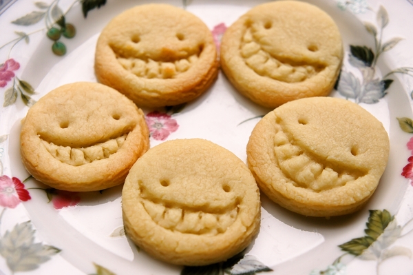 丸型だけで！暗殺教室「殺せんせー」クッキー