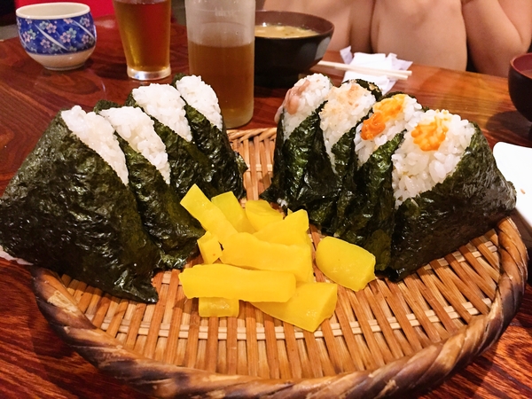 かにやのオニギリ