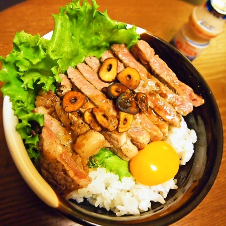 ステーキ丼。