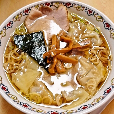 ワンタンメン