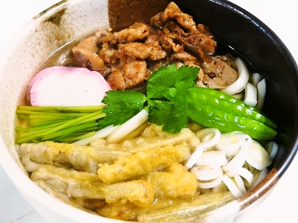 肉ごぼう天うどん