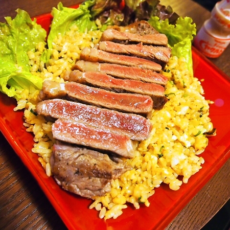 ステーキチャーハン。