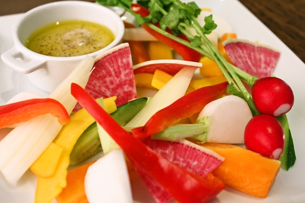 ビストロ＆バル ラポール 10種の新鮮お野菜のバーニャフレッダ
