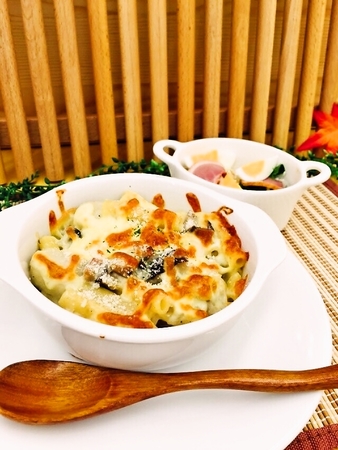 週替わりシェフランチ　キノコと里芋のグラタン（サラダ・スープ付）