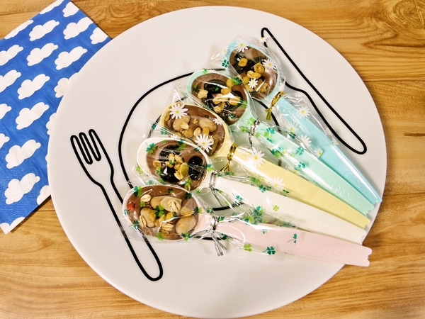 Let's　try　SPOON　CHOCOLATE　！