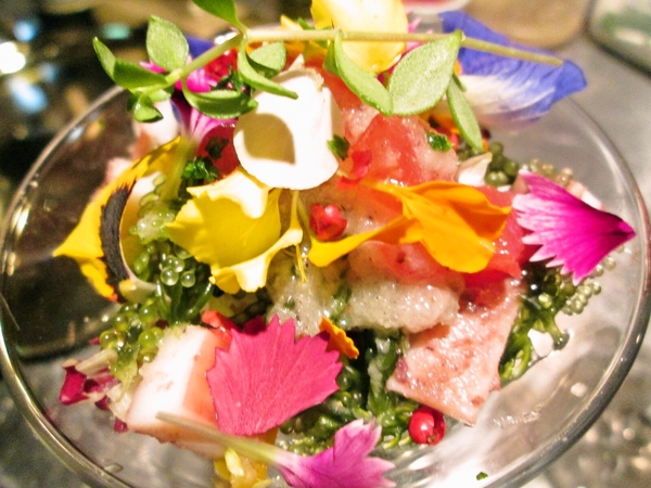 ビストロルボングーお花の突き出し登場！！