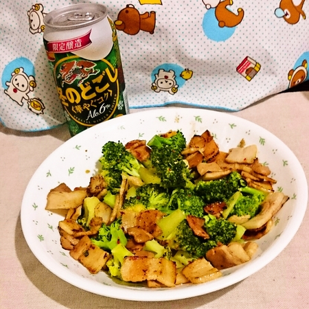 ブロッコリーとベーコンのアーリオオーリオで晩酌