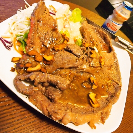 ステーキ。