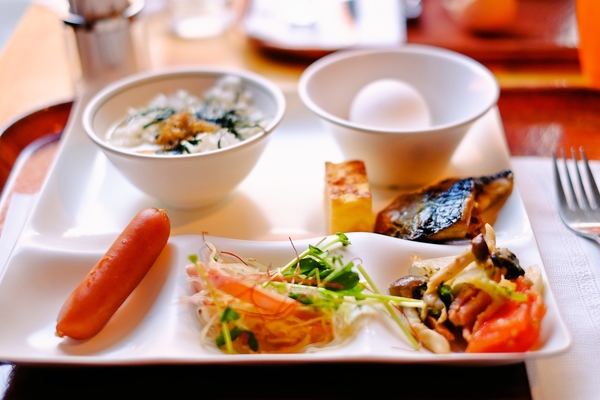 朝食ビュッフェ