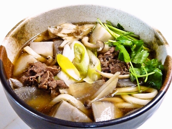 芋煮風煮込みうどん