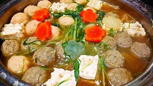 醤油ラーメンのおだしでつみれ鍋