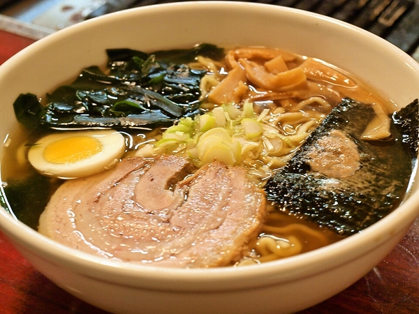 瑞穂町の焼肉らんぷの特製ラーメン