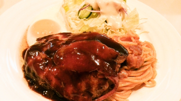 カリー軒 デラックスハンバーグ