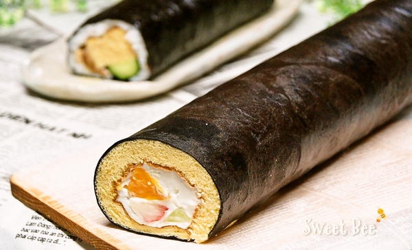 恵方巻ロールケーキ